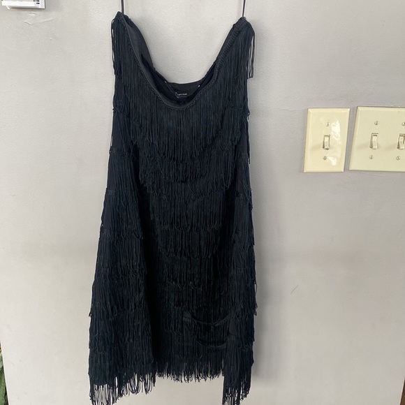 Express Black Strapless mini dress size 2 with fringe (flapper) - Picture 3 of 6